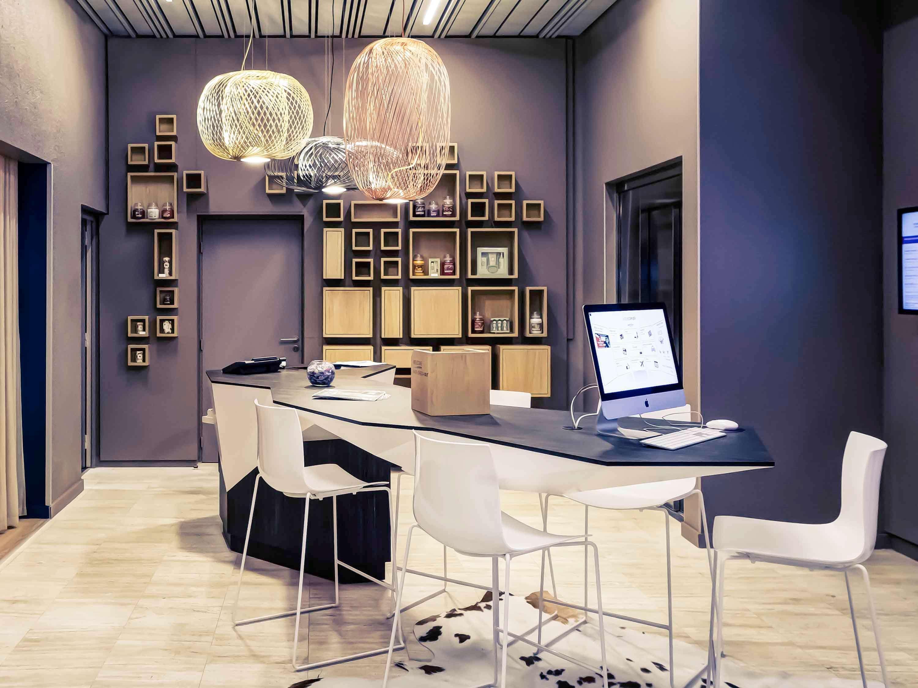 Mercure Lyon Charbonnieres Екстер'єр фото