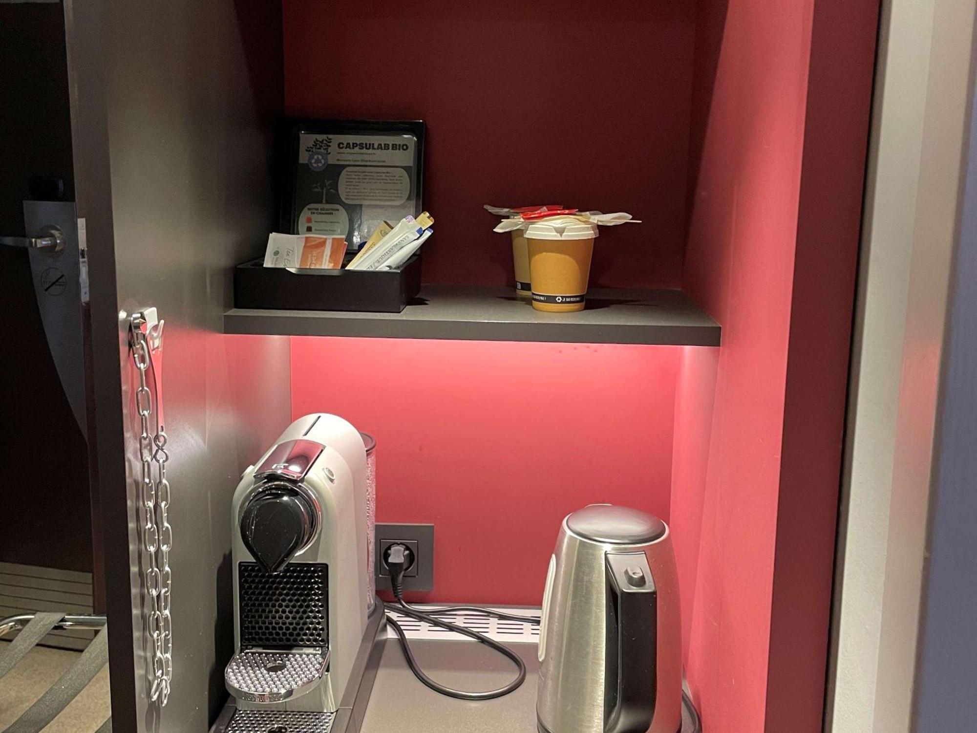 Mercure Lyon Charbonnieres Екстер'єр фото