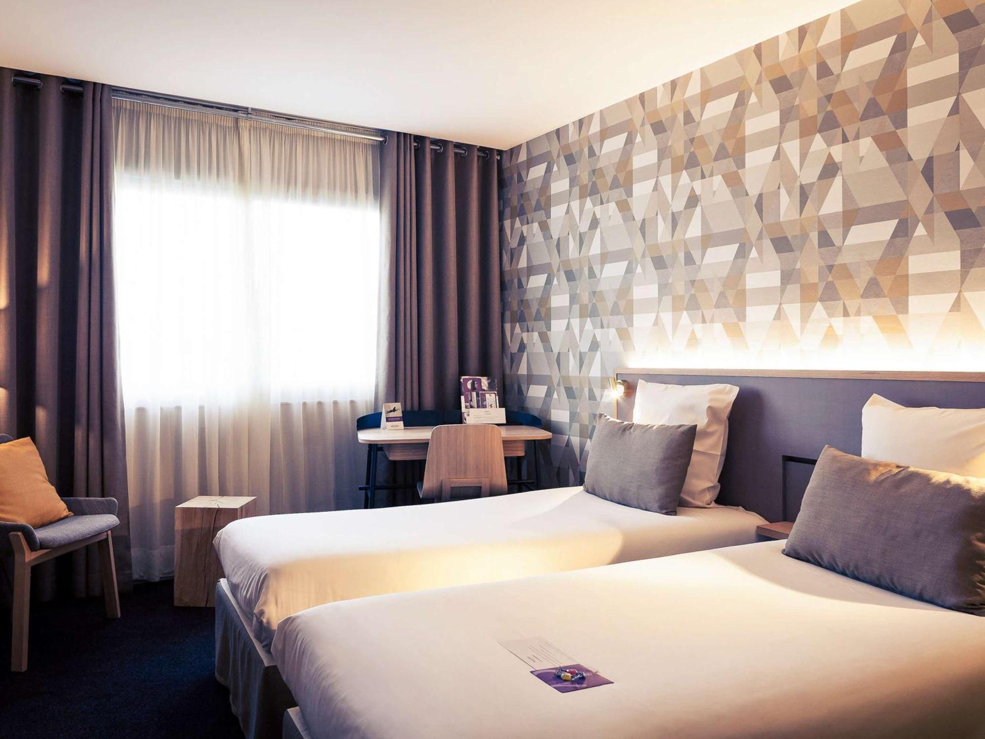 Mercure Lyon Charbonnieres Екстер'єр фото
