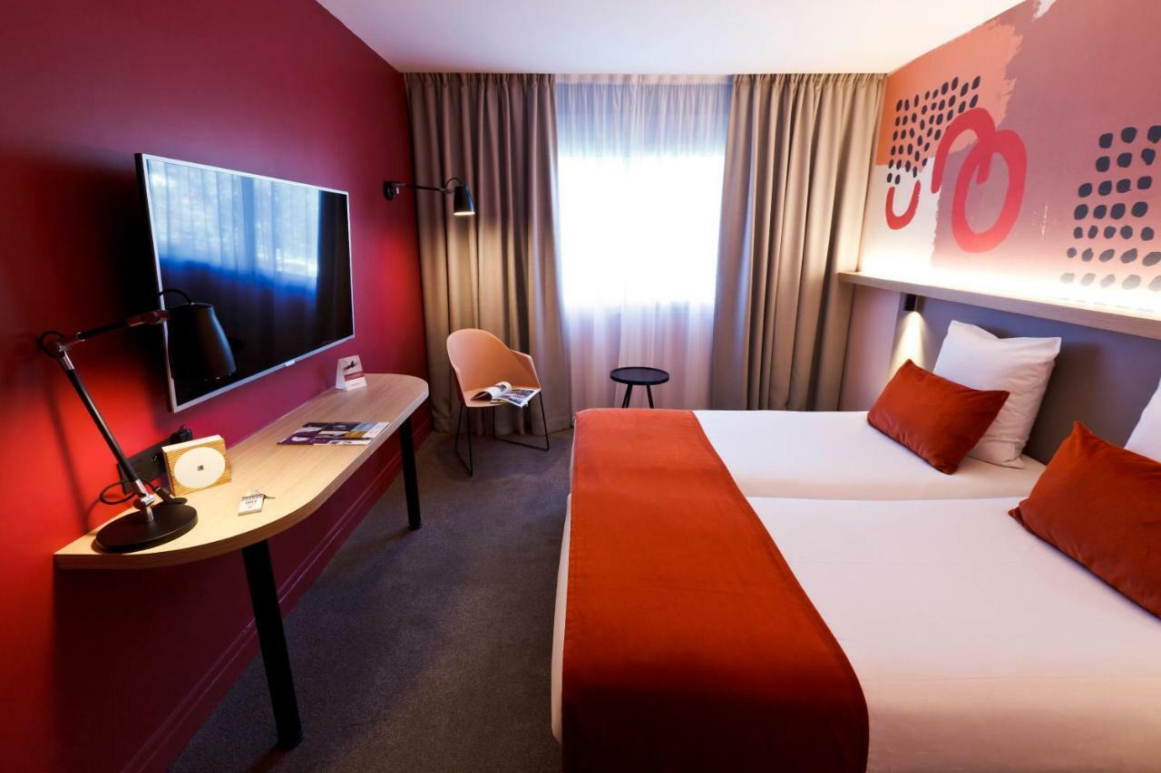 Mercure Lyon Charbonnieres Екстер'єр фото